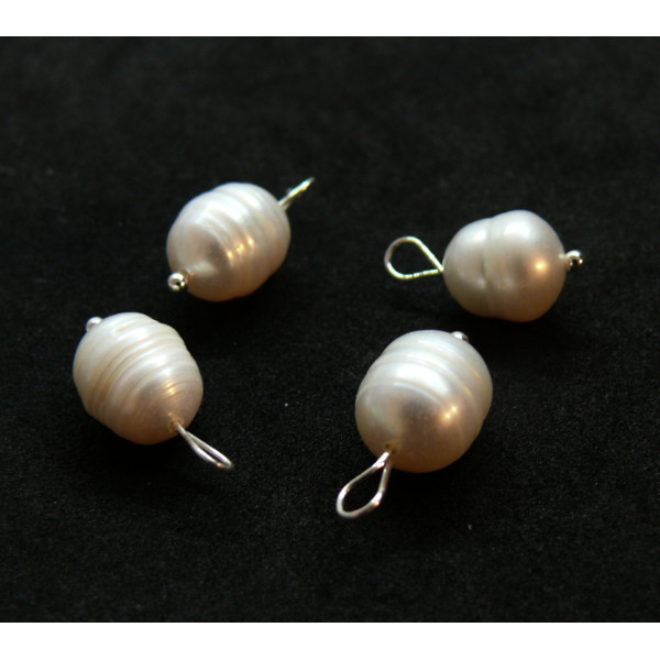 H11JF0094202 – Lot de 2 ou 4 Pendentifs Perles Naturelles Grain de Riz 10mm Argenté