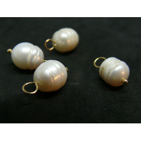 Pendentifs de Perles Naturelles forme de grain de riz 10mm finition Doré à l'or fin 18K