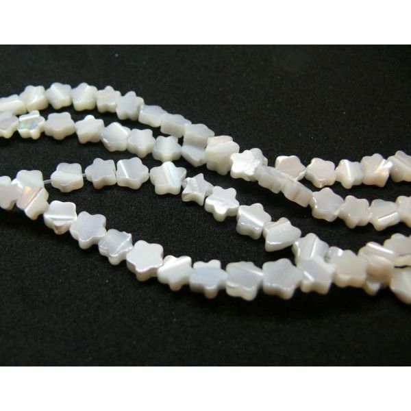 Perles intercalaire forme Fleur 6mm en Nacre coloris Blanc
