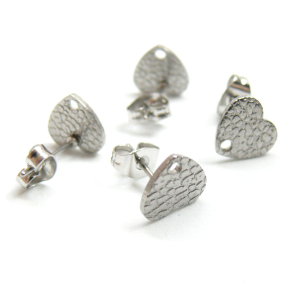 Boucles d'oreilles Puce Cœur martelé 9mm Acier Inoxydable finition Argenté