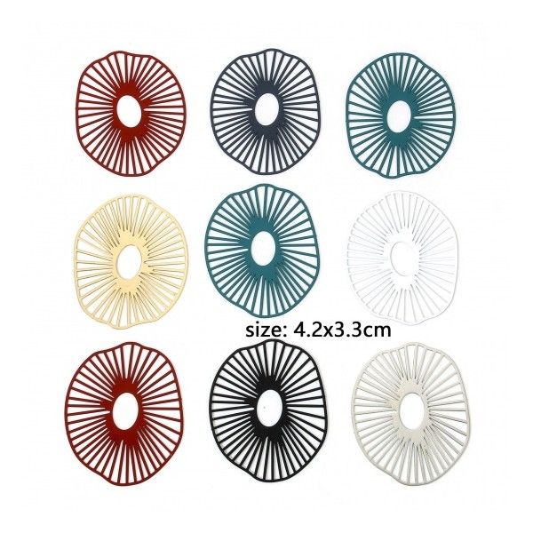 Estampes - pendentif filigrane Géométrique Anémone 42 par 33mm - métal finition Bleu vert Canard