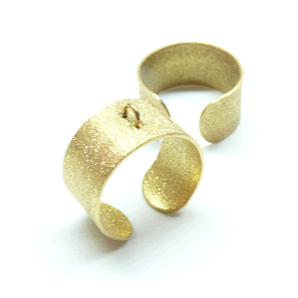 Support de Bague largeur 10 mm avec un anneau STARDUST, ACIER INOXYDABLE 304, placage IONIQUE Doré