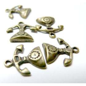 Pendentifs Téléphones 12mm métal finition  Bronze