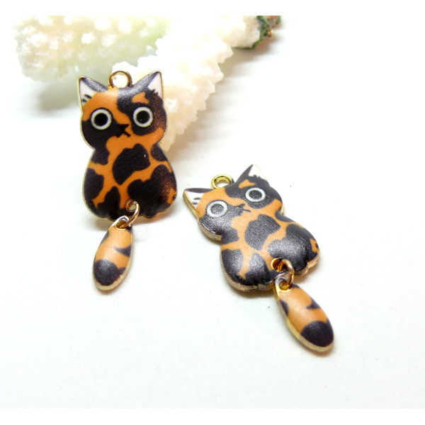 Pendentifs, breloques Chat Emaillé 39 mm, métal Doré
