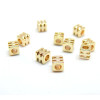 Perles Intercalaires Cube travaillés 3 mm, Laiton finition Doré à l'or fin 18K