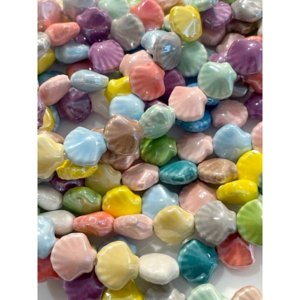 Perles Intercalaires Perles en Céramique Coquille Saint Jacques 13mm, multicolores