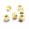 Perles Intercalaires Cube 4mm, Laiton, finition Doré à l'or fin 24K