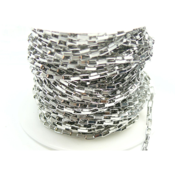 Chaine, maille Rectangle Vénitienne 3 par 1.5 mm, Acier Inoxydable 304, finition Argent Platine