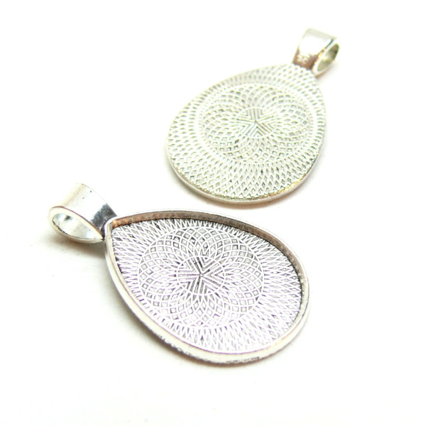 Supports de pendentifs Goutte 18 par 25 mm, Qualité Extra, laiton finition Argent Antique