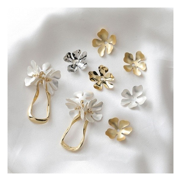 Calottes, Coupelles Fleurs 10mm,  Laiton, finition Doré à l'or fin 14K