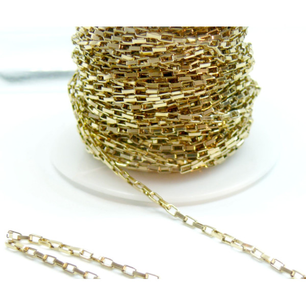 Chaine, maille Vénitienne Rectangle 4 par 2 mm, Acier Inoxydable 304, finition Doré, Placage IONIQUE