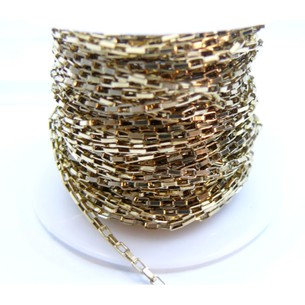 Chaine, maille Vénitienne Rectangle 4 par 2 mm, Acier Inoxydable 304, finition Doré, Placage IONIQUE