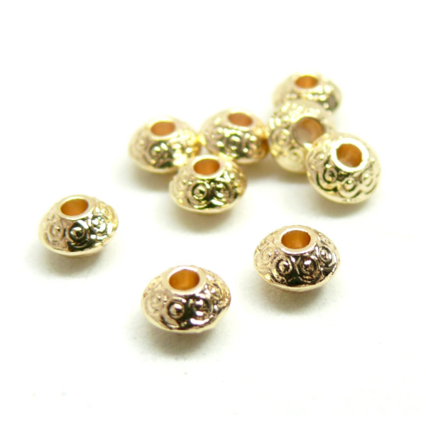 Perles Intercalaires, Rondelles Travaillées 5.3 par 3.3mm, Laiton, finition Doré à l'or fin 18K
