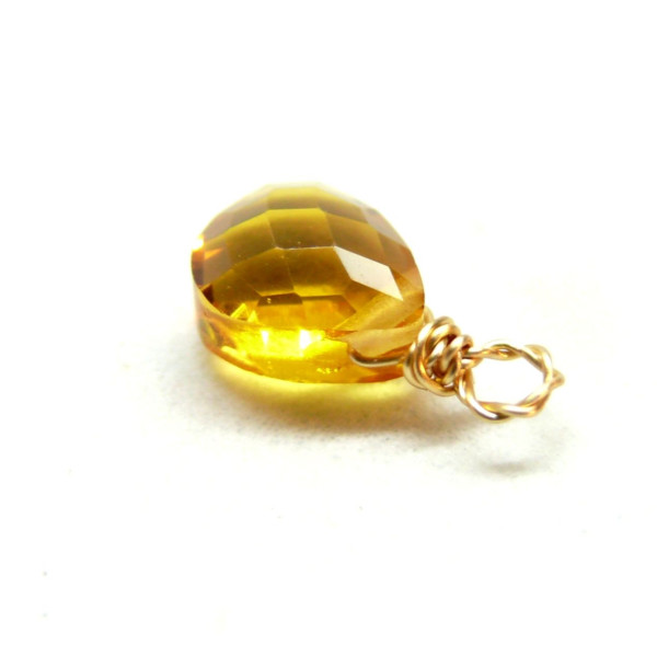 Pendentif, Goutte en verre facetté Jaune Canari 11mm,  Acier Inoxydable 304 finition Doré