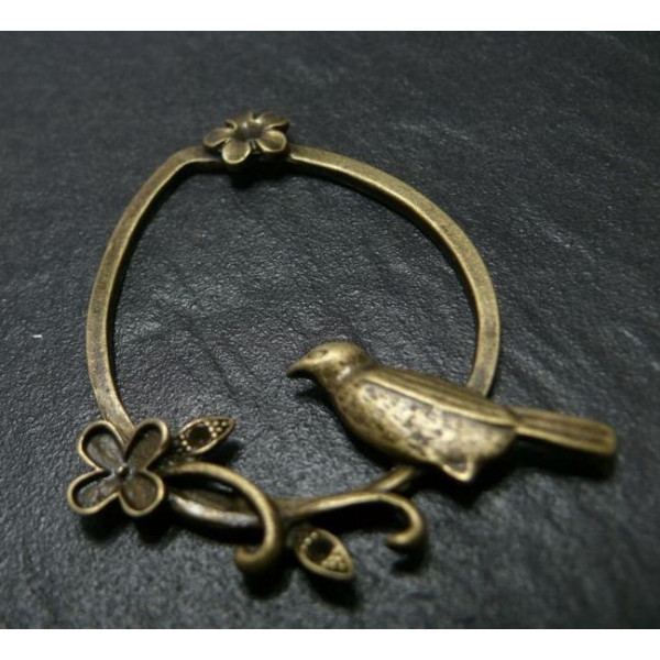 Pendentifs Oiseau et Fleurs sur perchoir en forme de goutte  50mm, métal finition Bronze