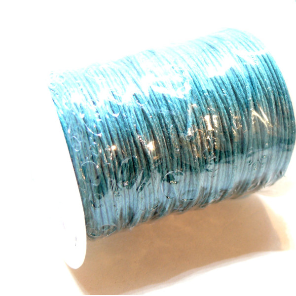 Bobine dans boite, d'environ 90 mètres, fil en coton ciré 1mm, Vert Émeraude coloris 275