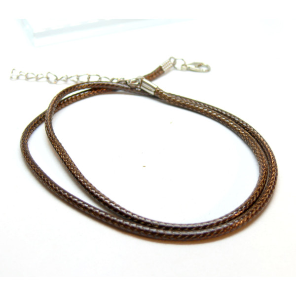 Colliers Ras de Cou,  Corde Cirée MARRON 2mm, avec chaine d'extension