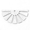 Pendentifs, forme géométrique Eventail 35m, Laiton strié finition PLATINUM