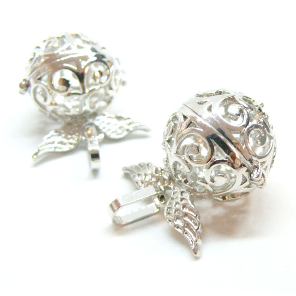 Pendentif Cage Bola, avec Aile d'Ange et Arabesque, finition Argent Platine pour Perle Bola en 16mm