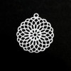 Estampes, pendentif, connecteur filigrane Rosace Mandala Blanc 30mm