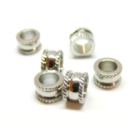 Perles Intercalaires, Rondelles Travaillées 8 par 5mm, Acier Inoxydable 304, finition Argenté
