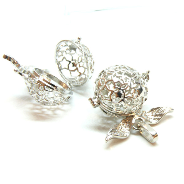 H11S751048P – Lot de 1 Pendentif Cage Bola avec Aile d'Ange & Étoiles Argent Platine pour Perle 16mm