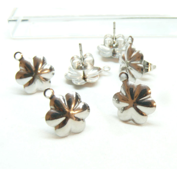 Boucles d'oreilles, Puces forme FLEUR 10m avec anneau d'attache et embouts poussoirs, Acier Inoxydable 304, finition ARGENT