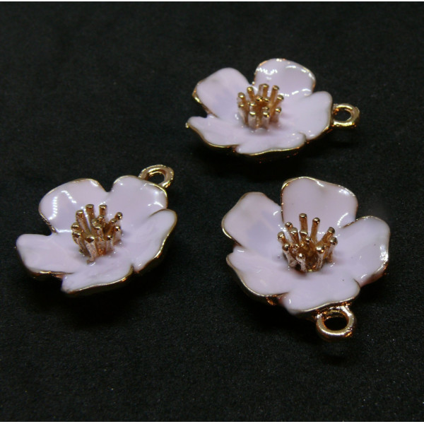 Pendentifs Fleur 3D Émaillée Lilas Clair – Métal Doré Coloris 05