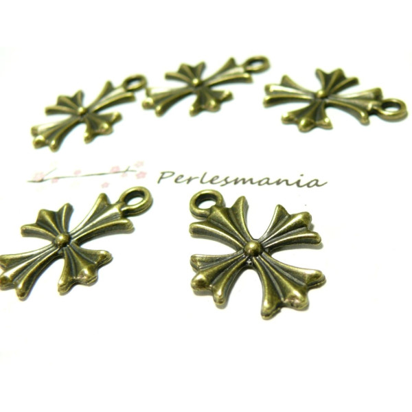 breloques belle croix métal couleur Bronze
