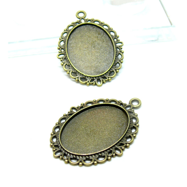 H11A15257 – Lot de 4 ou 10 Supports de Pendentif ARTY Ovale 18x25mm – Laiton Bronze