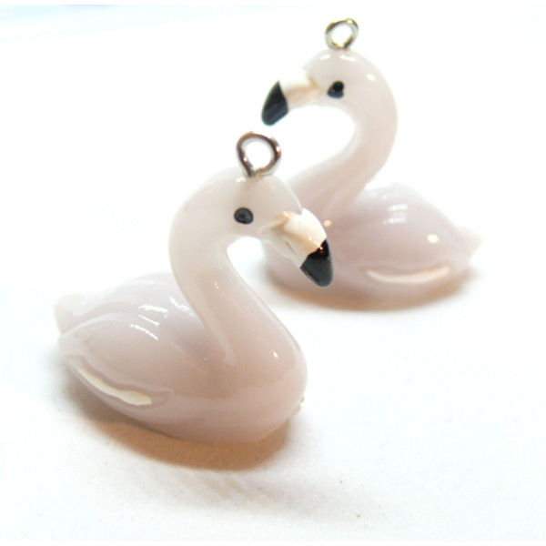 PS11699650 – Lot de 2 Pendentifs Résine Flamant Rose 3D 32mm Lilas