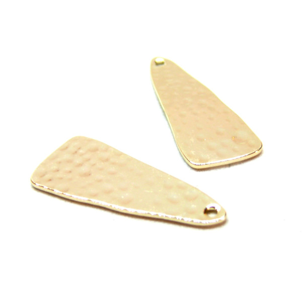 Pendentifs Géométrique Triangle martelé 26mm, Laiton, finition Doré à l'or fin 18K