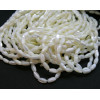 Perles Oblong, Nacre forme grain de riz  4 par 7 mm, coloris Blanc Irisé