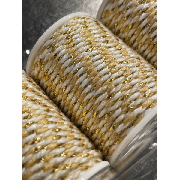 Cordon tressé, fil métallisé doré 1.5mm coloris D33
