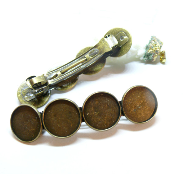 Barrettes CLIPS, PINCE A CHEVEUX,  laiton finition BRONZE, pour 4 cabochons en 20mm