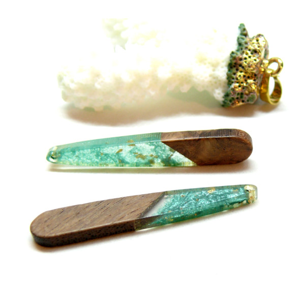 Pendentifs longue Goutte en Bois et résine 44mm