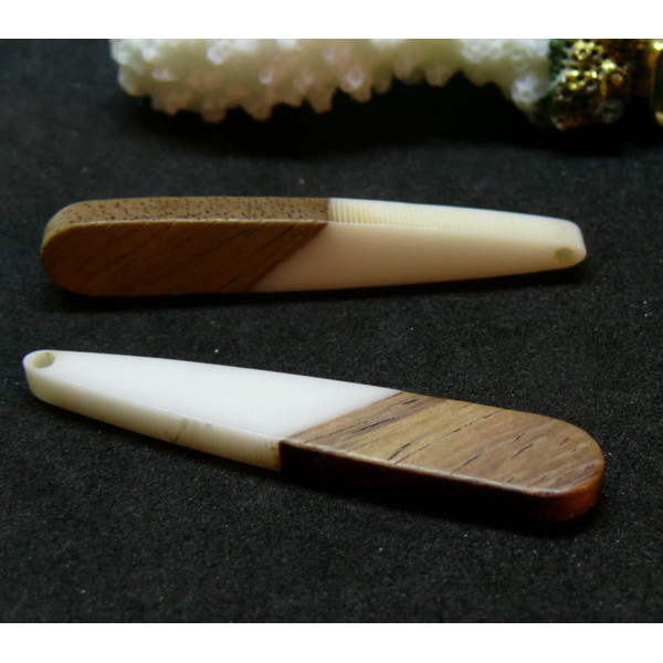 Pendentifs longue Goutte en Bois et résine 44mm