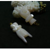 Pendentif Boho chic, amulette Mano Cornuto, Heavy metal, nacre 35mm, Laiton finition Doré