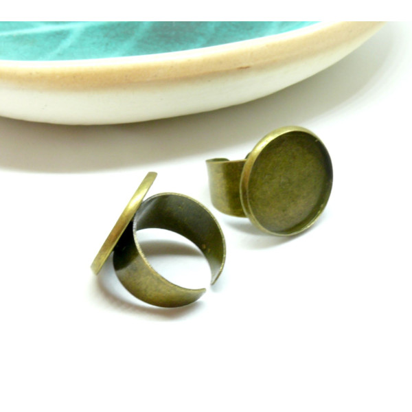 Supports de bague Ronde 20mm anneau large 12mm métal coloris Bronze