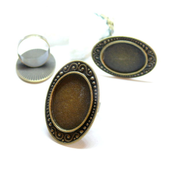 Supports de Bagues Arty pour Cabochons Ovale 18 par 25mm, laiton coloris Bronze