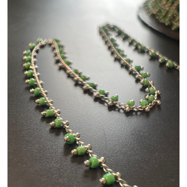 Chaine Perles de rocaille 1mm VERT Clair, chaine finition Argenté
