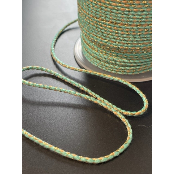 Cordon tressé et fil métallisé doré 1.5mm coloris C21
