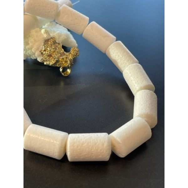 Perle forme Tonneau 19 par 12mm, Corail éponge BLANC