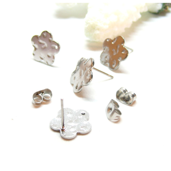 Boucles d'oreilles, Puces Travaillées forme fleur 12mm avec trou et embouts poussoirs, Acier Inoxydable 304, finition ARGENT