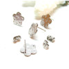 Boucles d'oreilles, Puces Travaillées forme fleur 12mm avec trou et embouts poussoirs, Acier Inoxydable 304, finition ARGENT