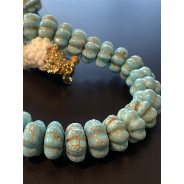 Perles rondelles forme fleur 20mm, Howlite reconstitué, coloris Turquoise