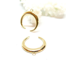 Pendentifs, Lune 16mm, laiton finition Doré  à l'or fin 18K, pour création de bijoux raffinés