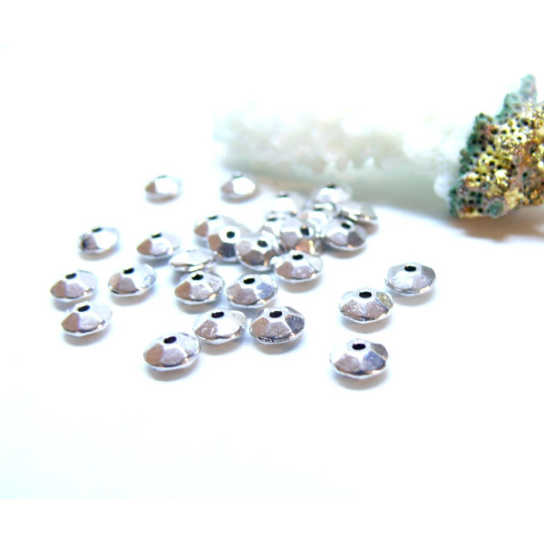 Perles intercalaires rondelles facettées 6 par 3mm, laiton finition Argent Antique