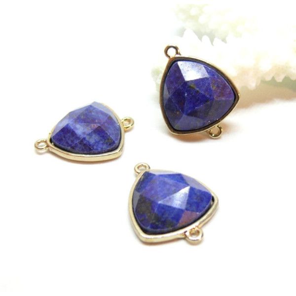 Connecteur forme Triangle, Lapis lazuli facettée 24 par 18mm,  Laiton finition Doré