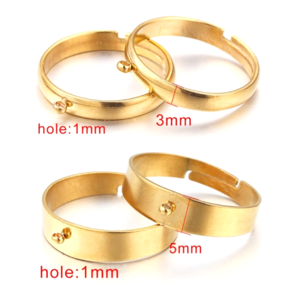 Bague largeur 5mm avec anneau pour y accrocher une breloque Acier Inoxydable finition Doré